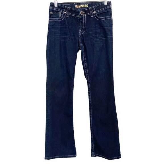 BKE Buckle Wendi Stretch Bootcut Dark Wash Mid Rise Blue Jeans Size 26 31.5 - Picture 1 of 9